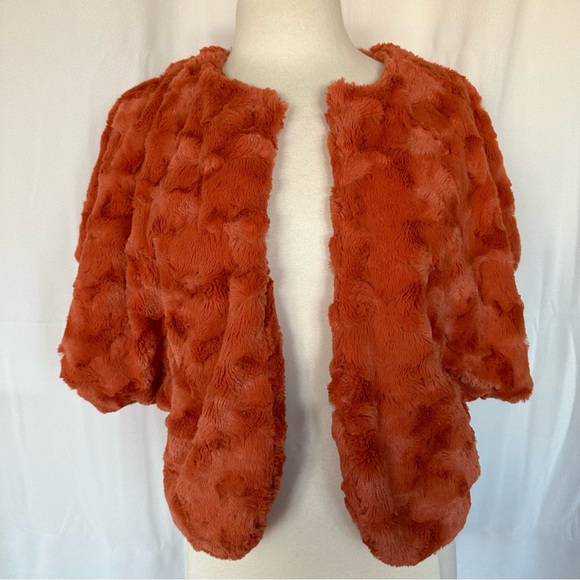 HOMMAGE FROM LOS ANGELES FAUX FUR CROPPED BURNT ORANGE RUST CAPLET JACKET. Sz MP - Picture 3 of 10
